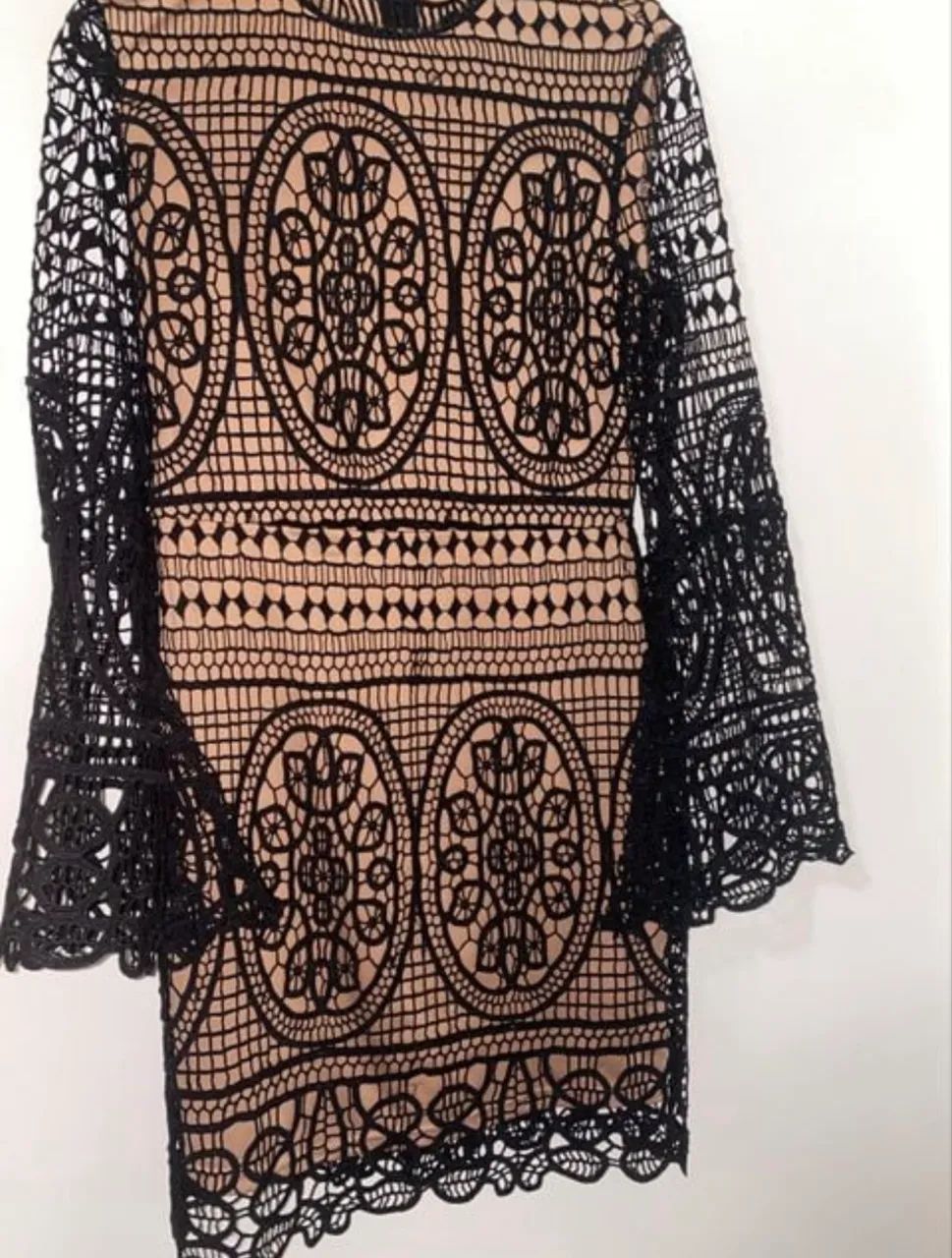 vestido de renda preta - Foto 3