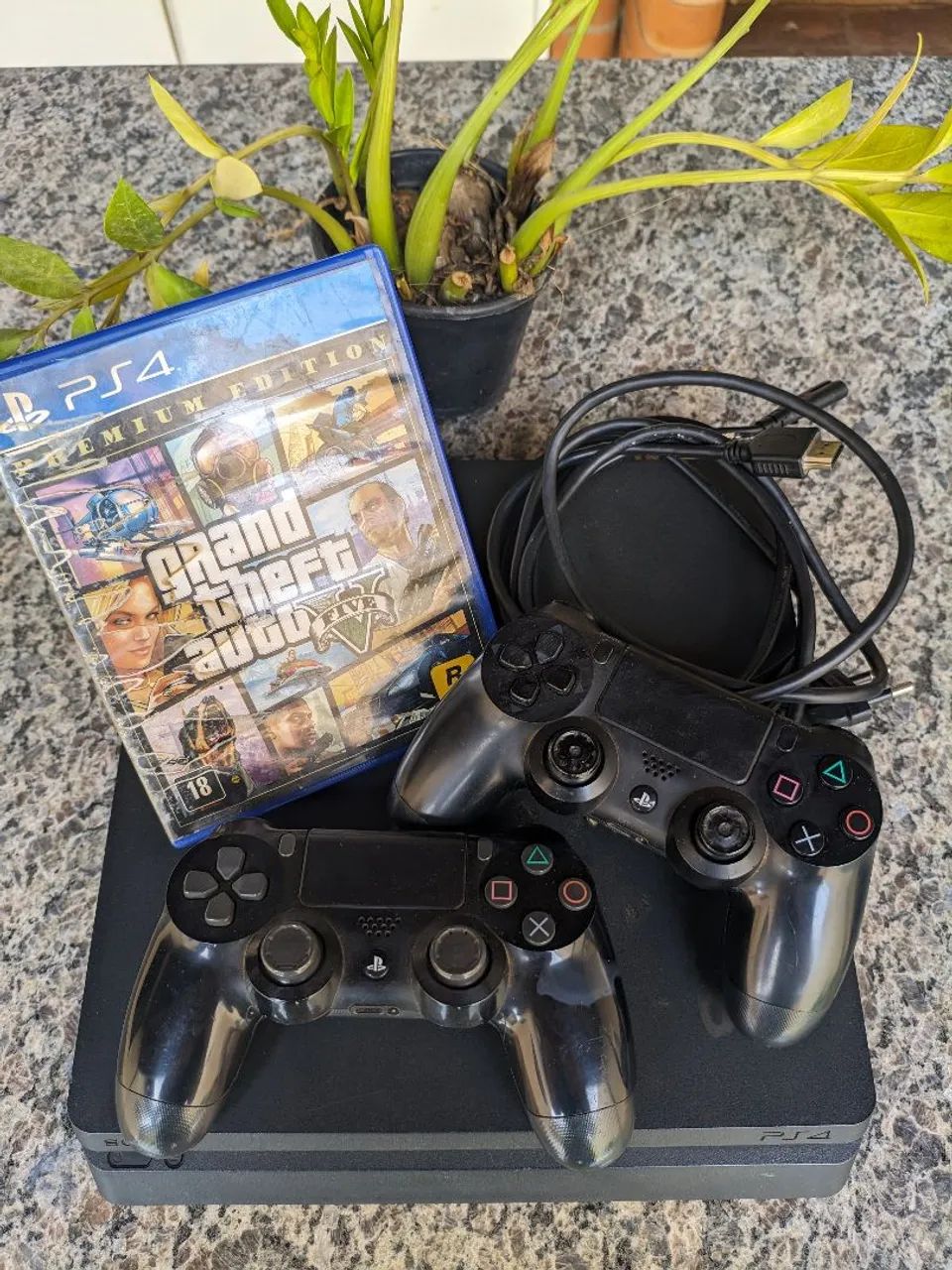 Ps4 Slim | Funcionando perfeitamente | 2 controles - Foto 2