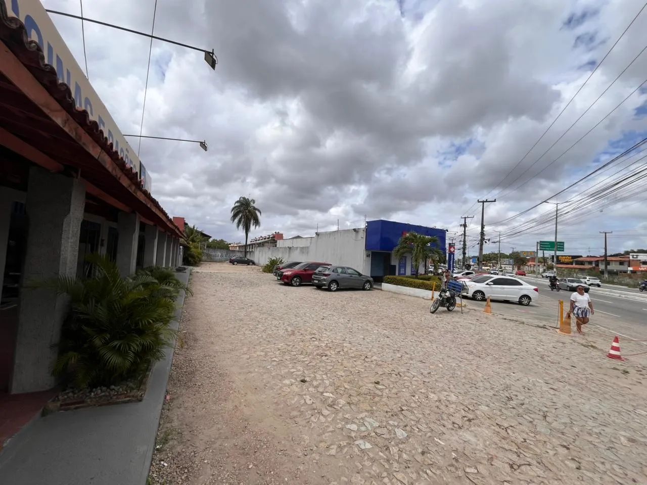 Aluguel de Loja às margens da ce040 em Eusébio 