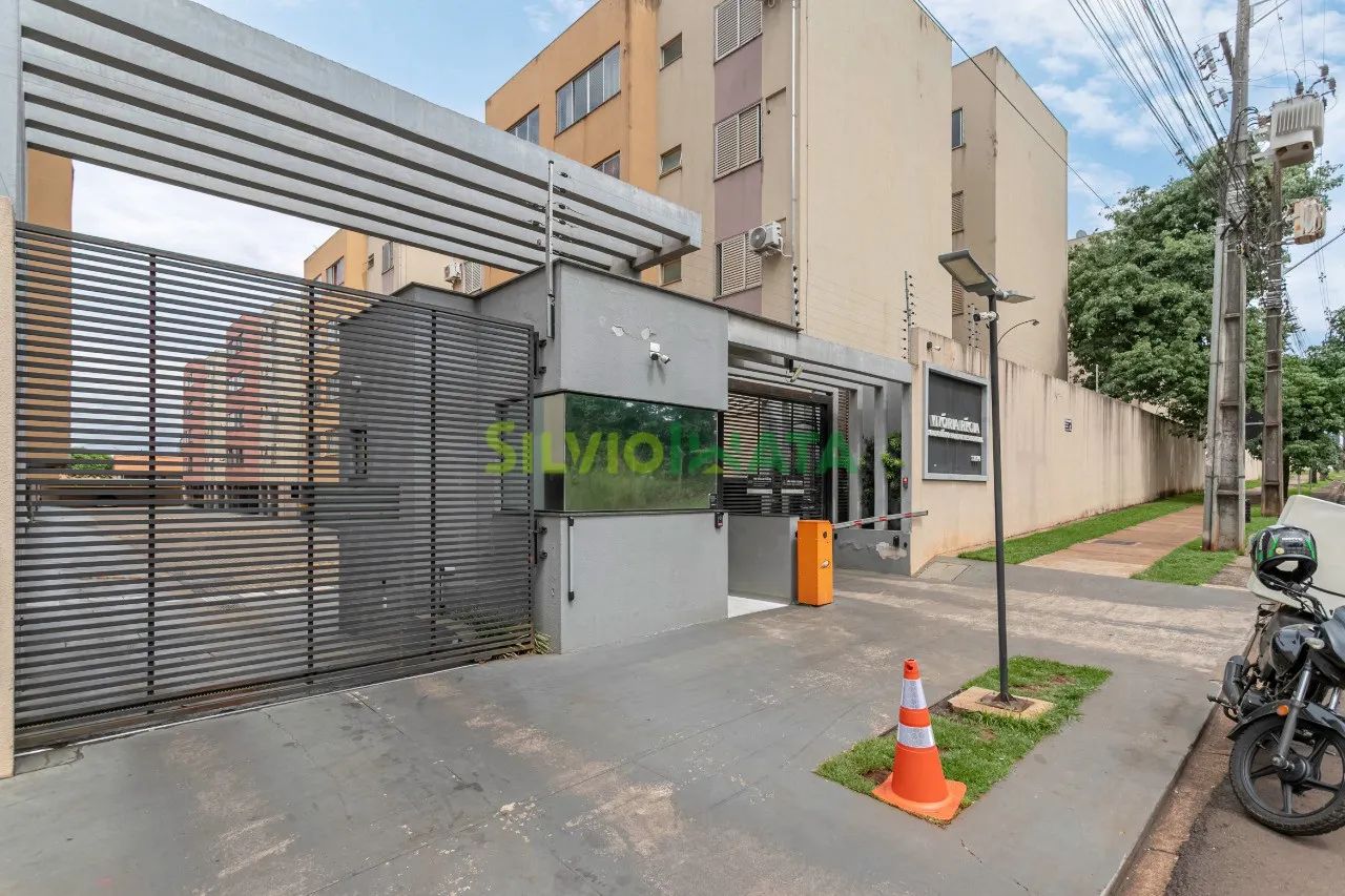 EXCELENTE APARTAMENTO SEMI-MOBILIADO, COM 02 QUARTOS SENDO 01 SUÍTE, PARA MORAR NO PARQUE 