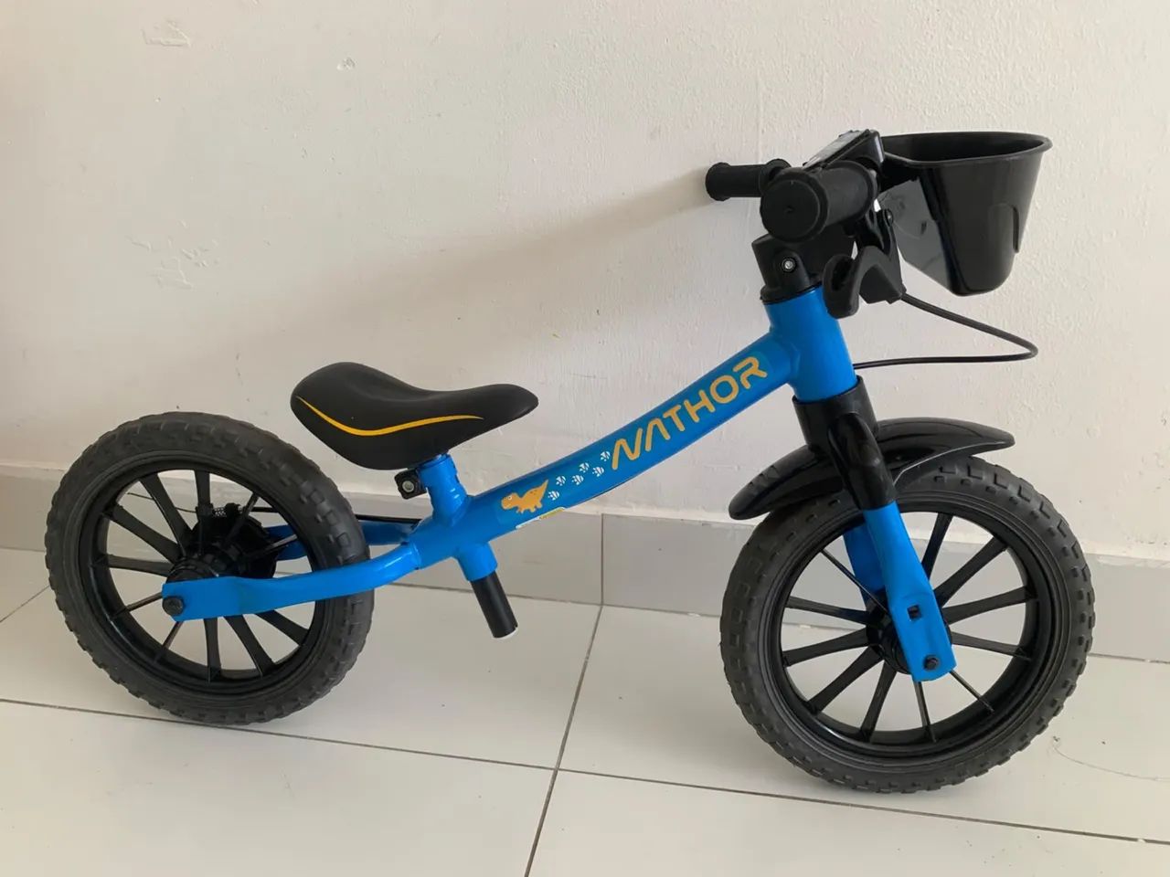 VENDO BICICLETA EQUILÍBRIO INFANTIL DINO SEM PEDAL - Foto 2