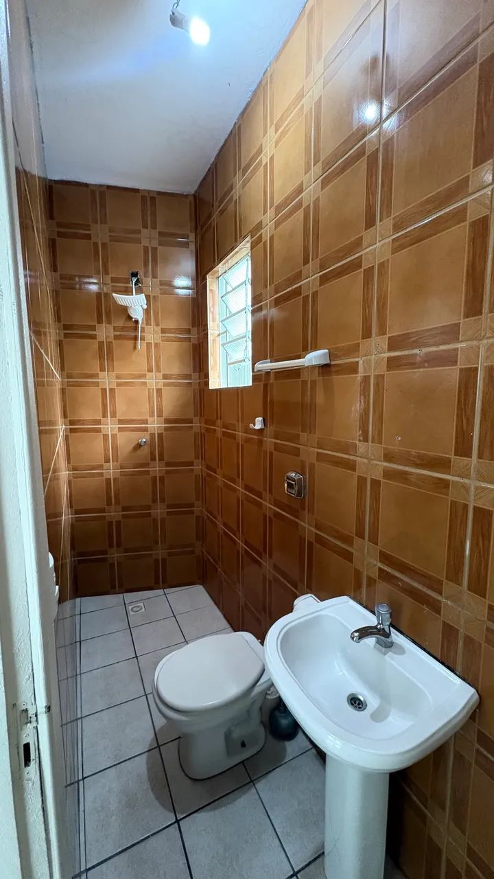 Alugo apartamento semi mobiliado 3 suites na Trindade - Foto 4