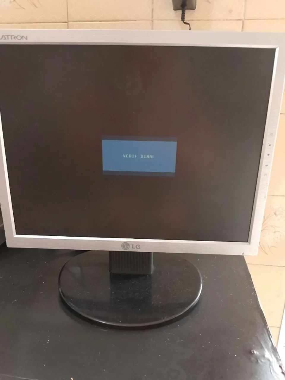Monitor LG Flaton L1553S- SF 15 polegadas 