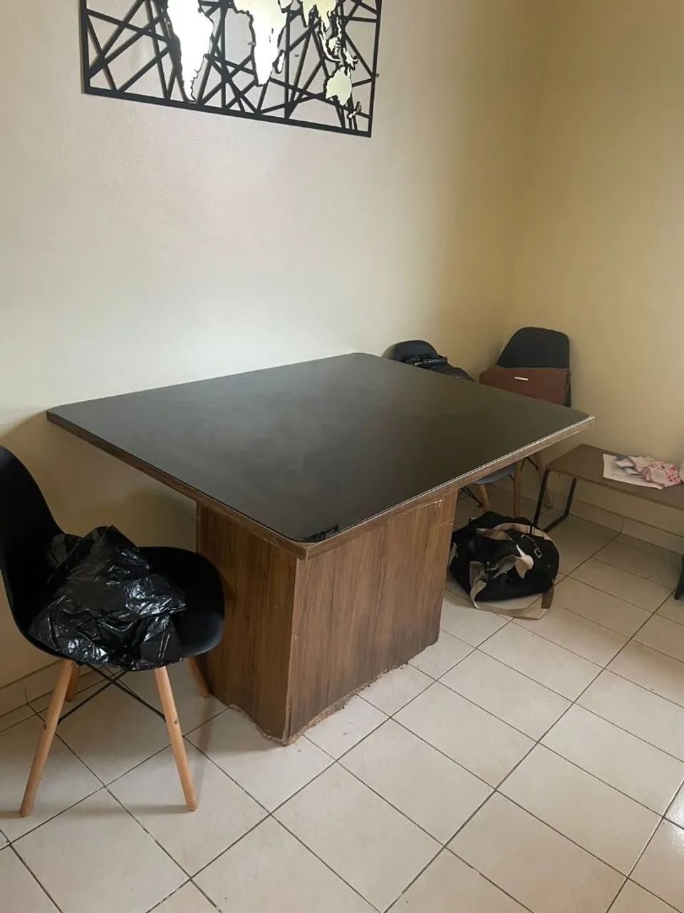 Mesa para 4 cadeiras 