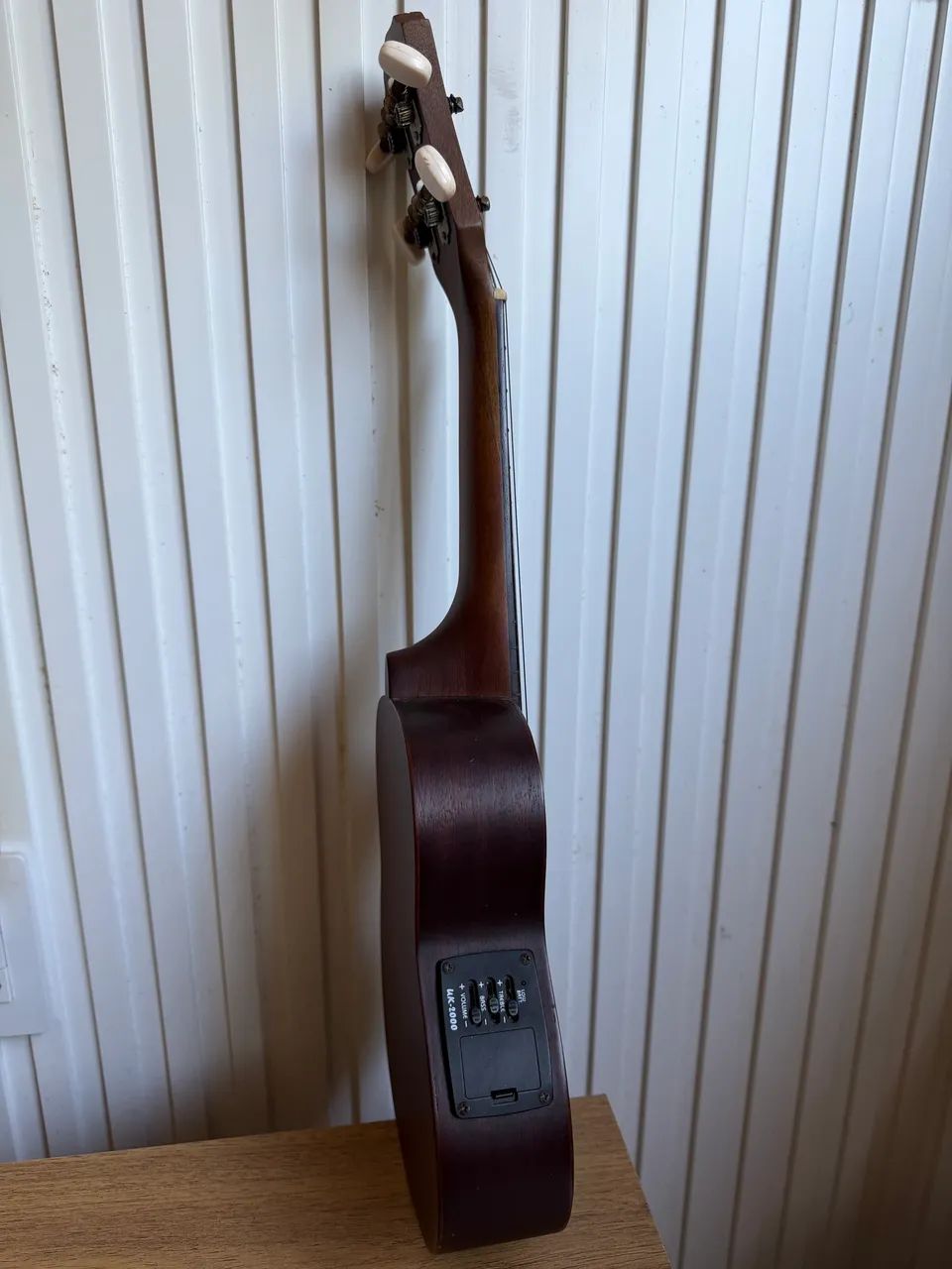 Ukulele Kalani el étrico  - Foto 2