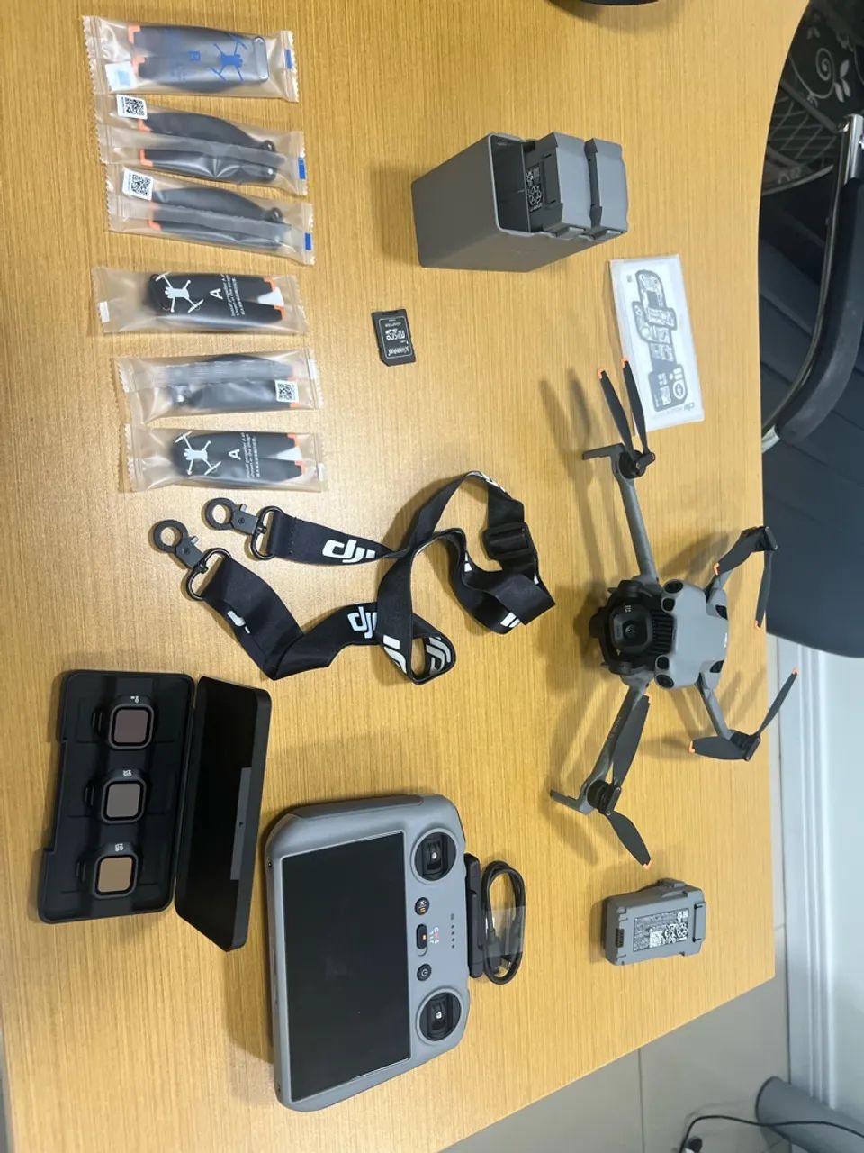 Drone Dji mini 5 Pro combo fly more - Foto 2