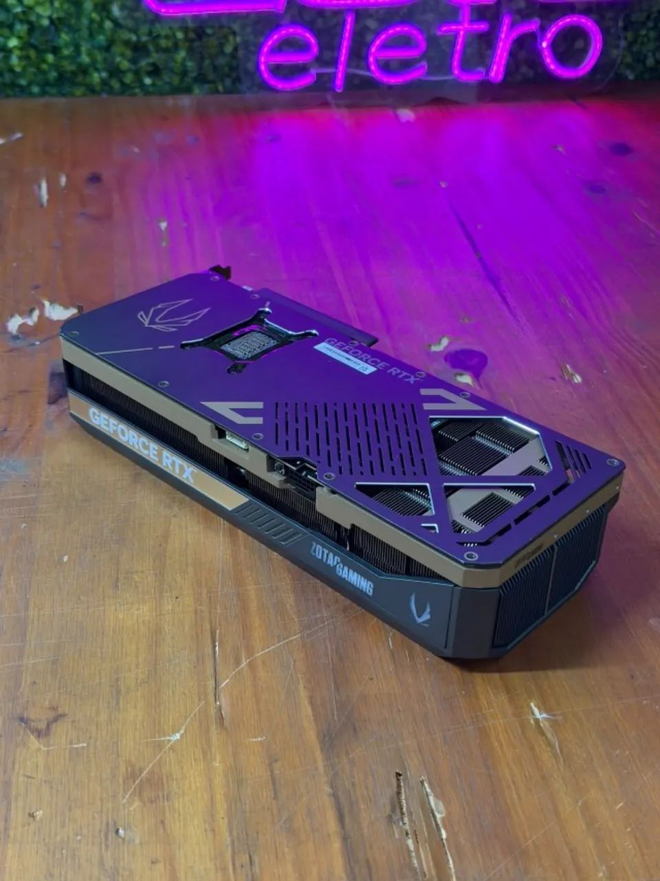Zotac RTX 5070Ti 16GB Solid Core OC - Foto 3