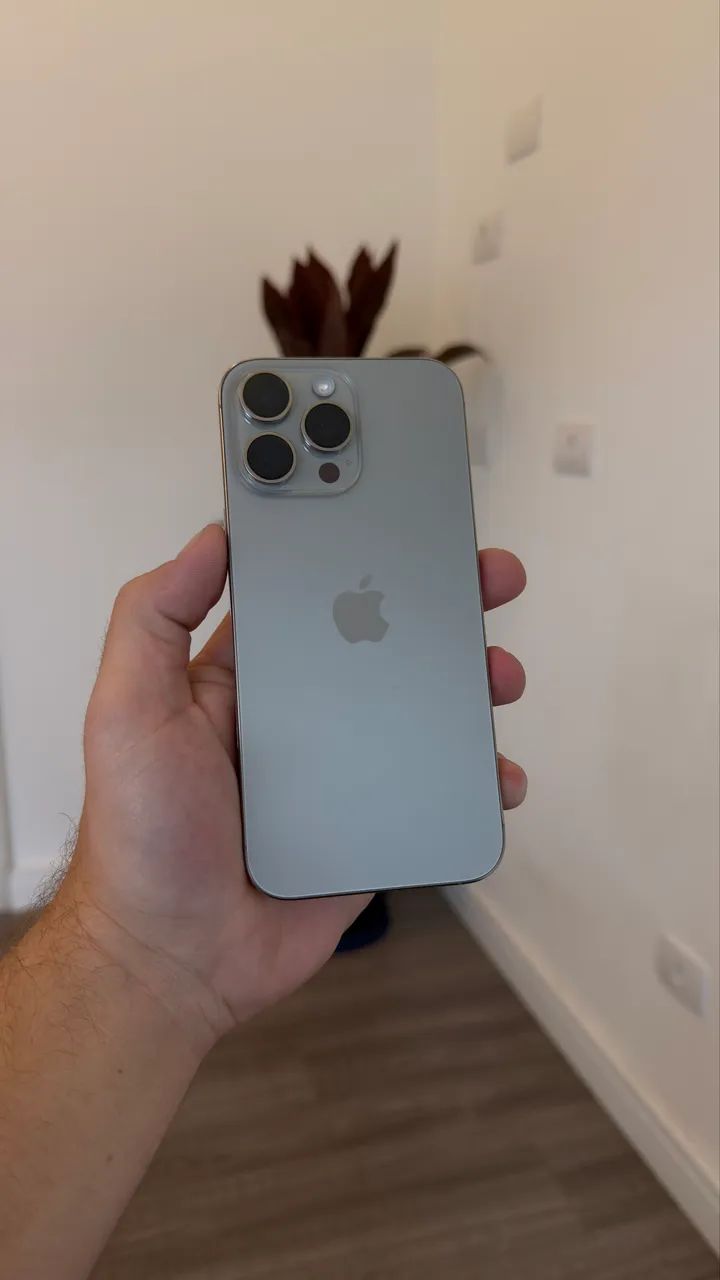iPhone 16 pro max 256gb natural titanium  - Foto 4