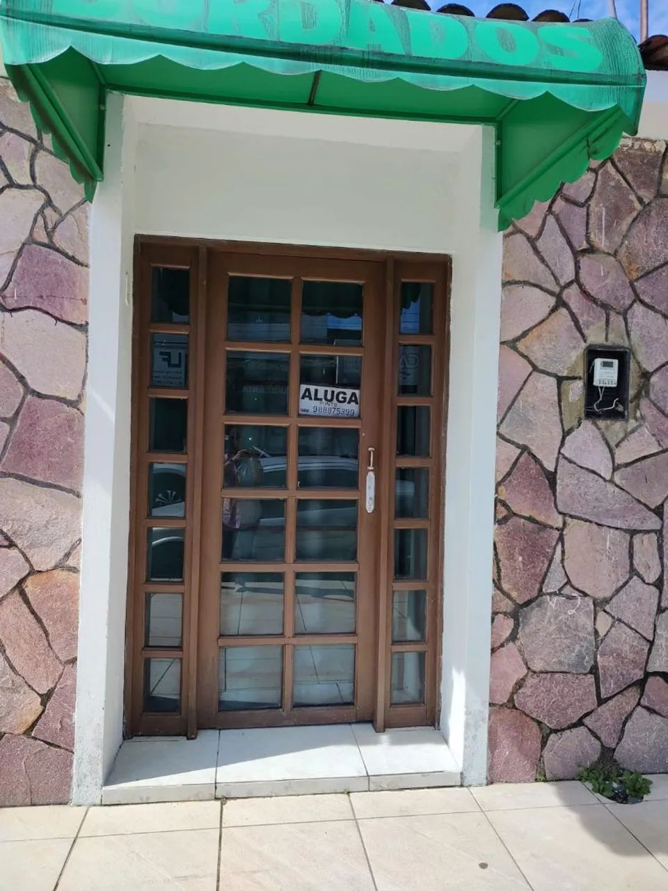 Alugo uma sala para comércio q serve também com kitnet  - Foto 4