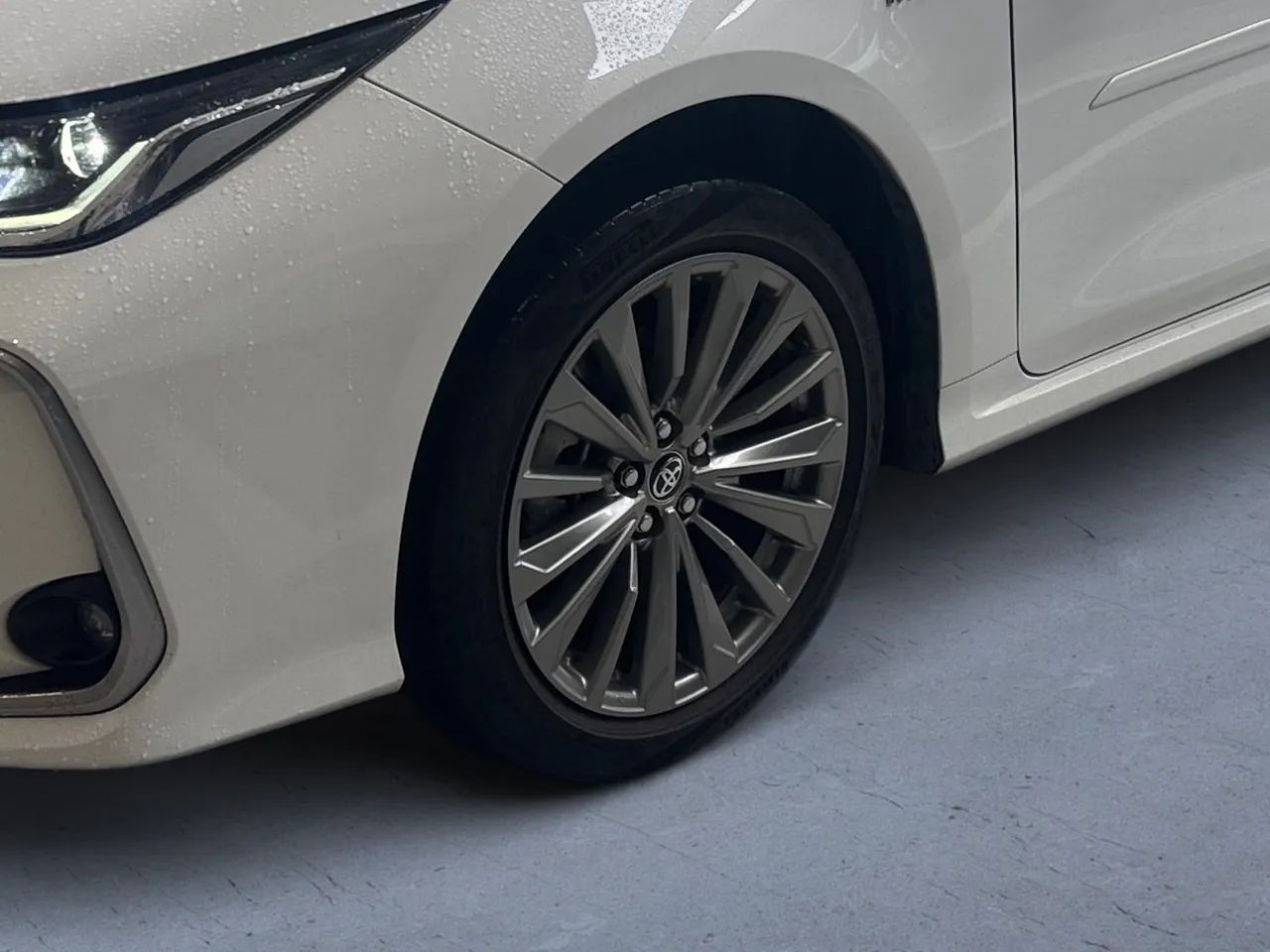 Toyota Corolla Altis Hybrid 1.8 16V Flex Aut., foto 8 de 15