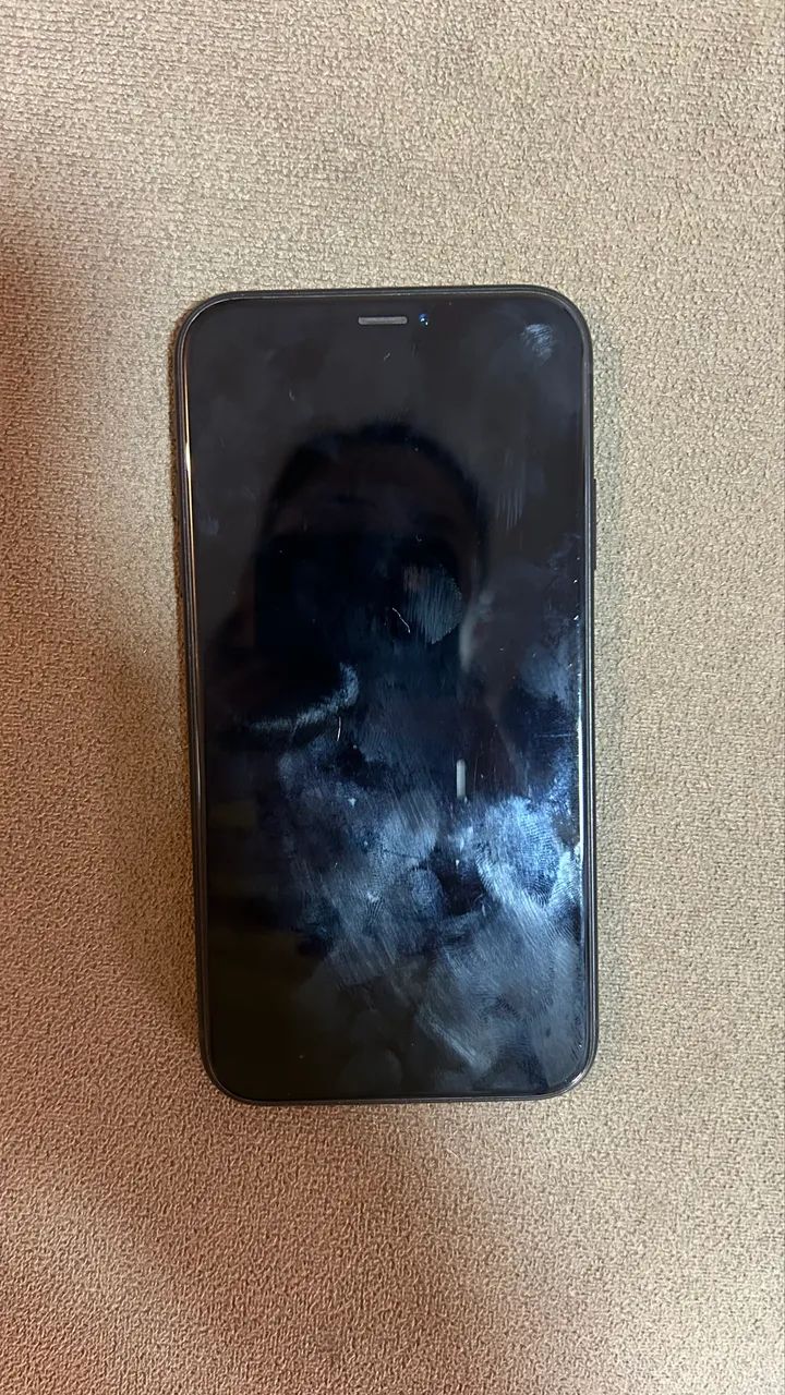 Iphone XR 64 gigas (está com FACE ID estragado) 