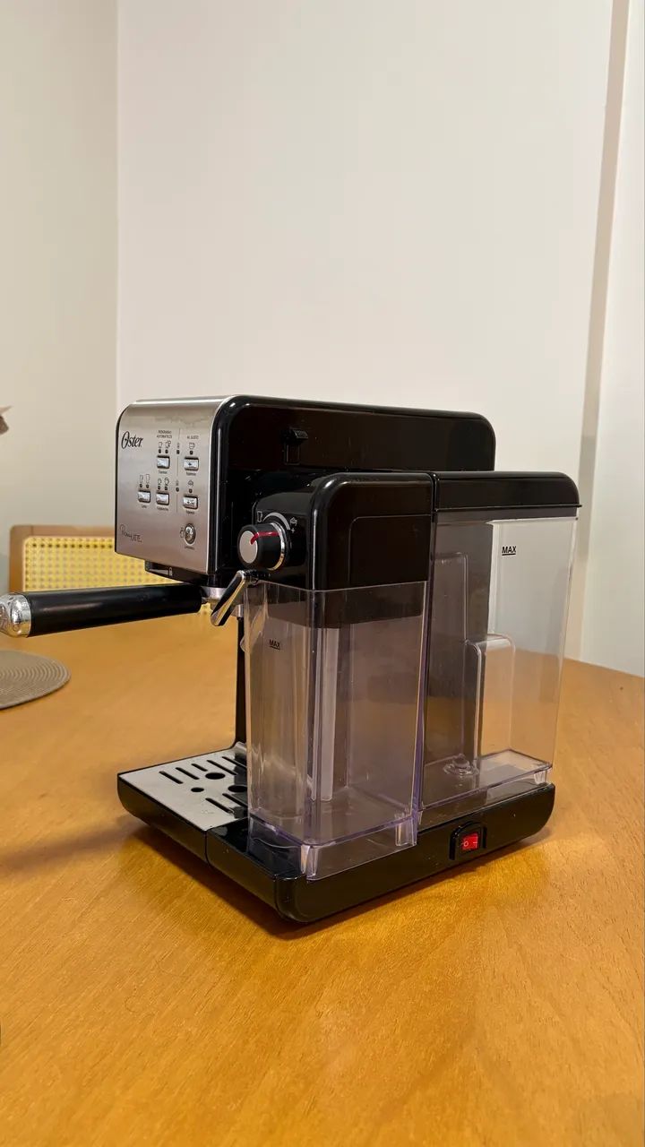 Cafeteira Barista Prima Latte 