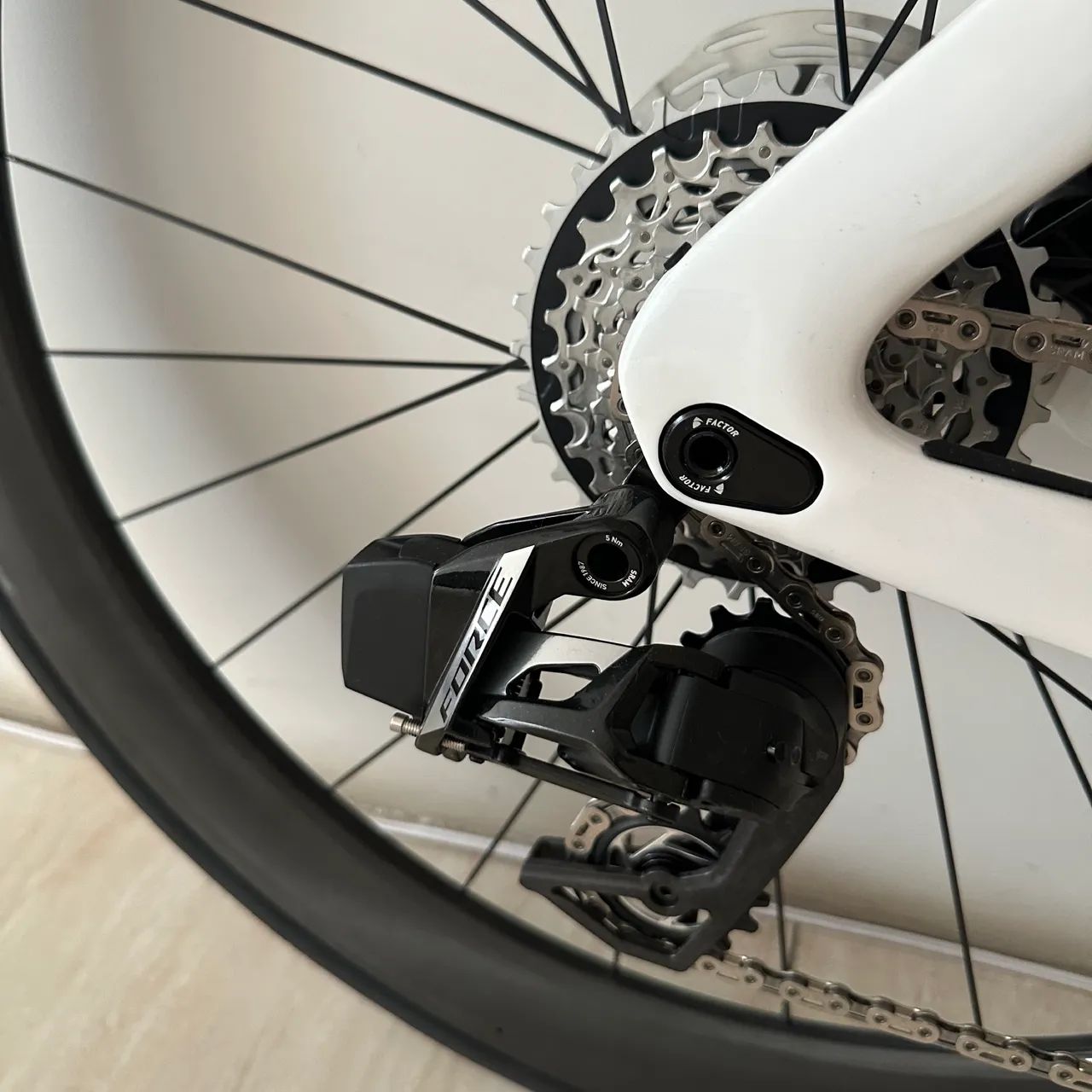 Bike tt Factor Slick SRAM force axs  - Foto 2