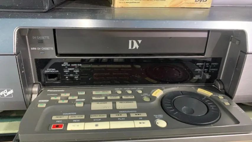 Panasonic Video Cassette Recorder AG-DV2000 e MiniDV - Foto 2