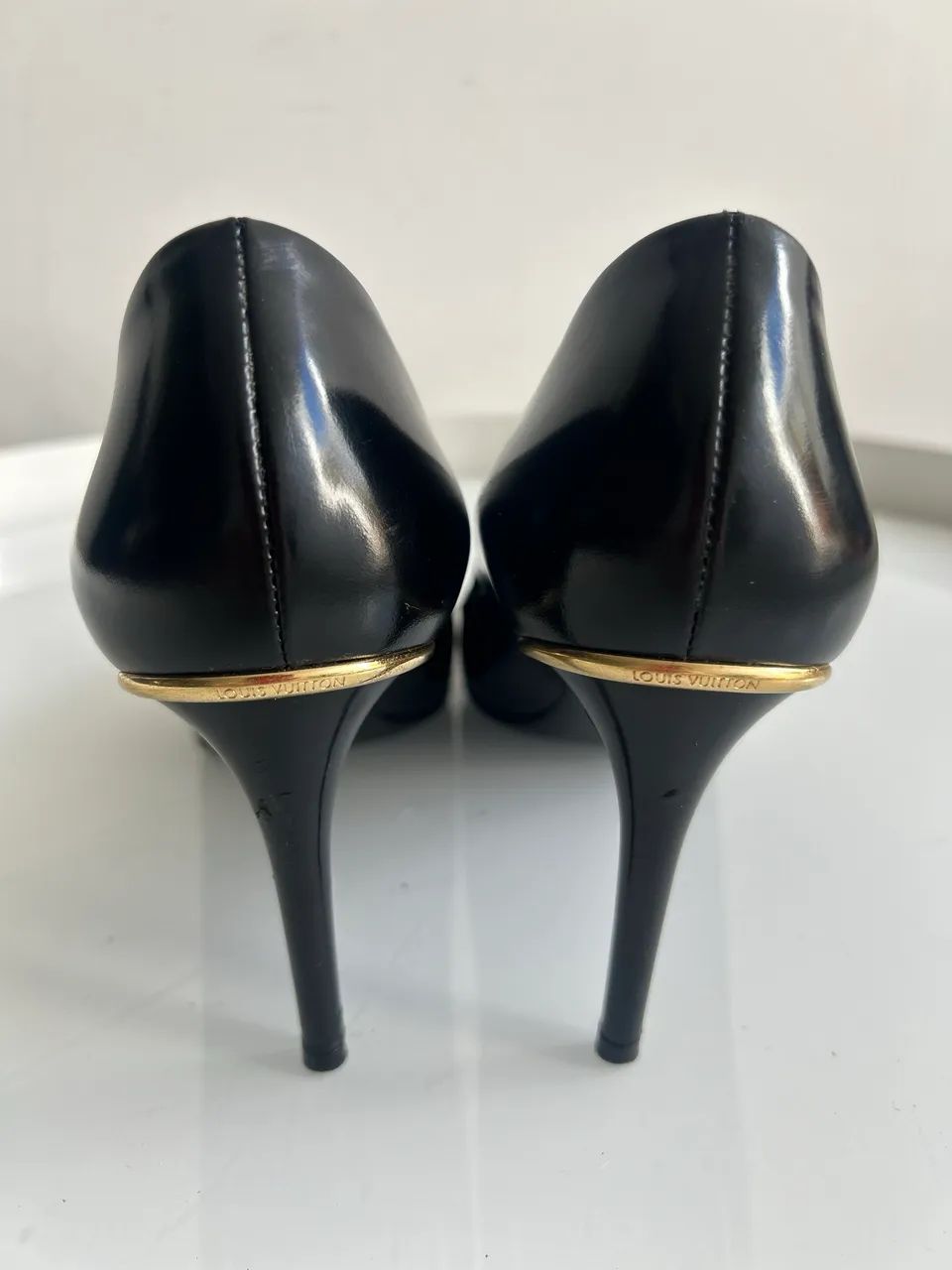 Scarpin clássico Louis Vuitton - Foto 2
