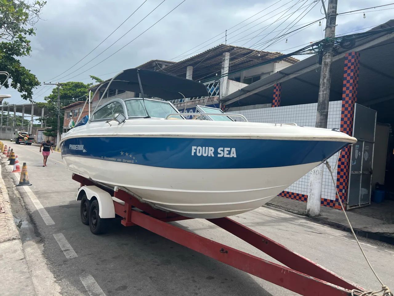 Vendo Lancha Phoenix 23,5 Com Motor Mercury 200 HP - Foto 2