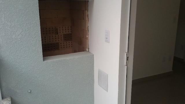Prédio com elevador aptos 2 quarto, pronto para morar, fica na avenida com acesso a pra - Foto 15