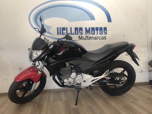 Honda cb 300 2011 aceito moto Fin 48 x aceito cartão até 12 x 1.6% ao mês - Foto 4