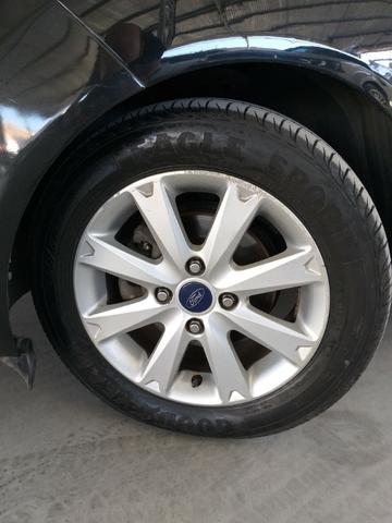 Ford Fiesta 1.6 Se 2011 - Foto 12