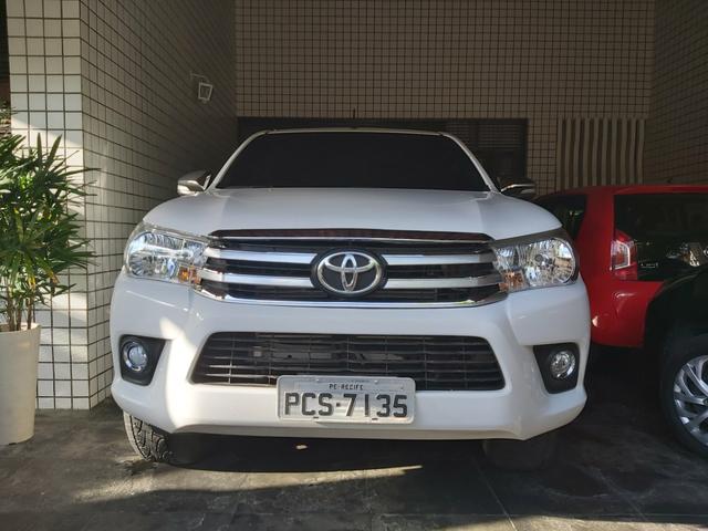 TOYOTA HILUX SR 4x4 2017 DIESEL COMPLETO - Foto 2