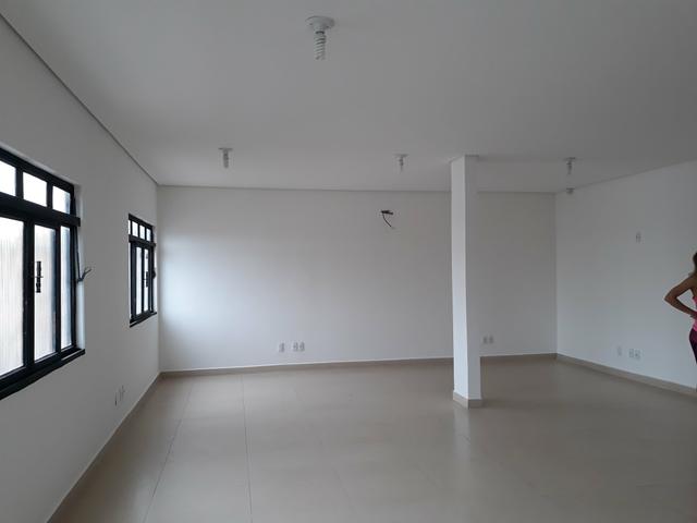 Edifício Comercial - Foto 2