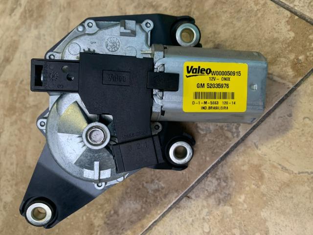 Motor limpador tampa traseira gm onix original
