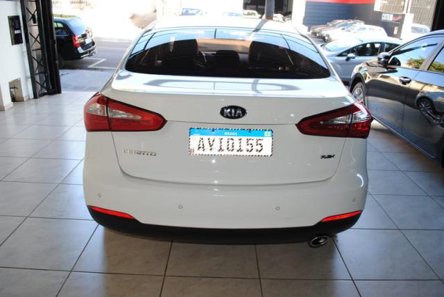 KIA CERATO FF SX3 ATNB 2015 - Foto 5
