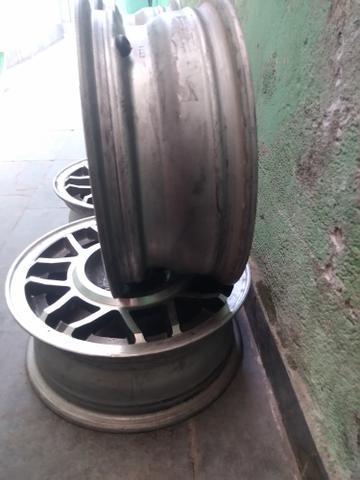 Jogo de rodas - Foto 2