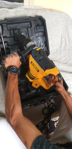 Martelete da dewalt 8kg zerado - Foto 4