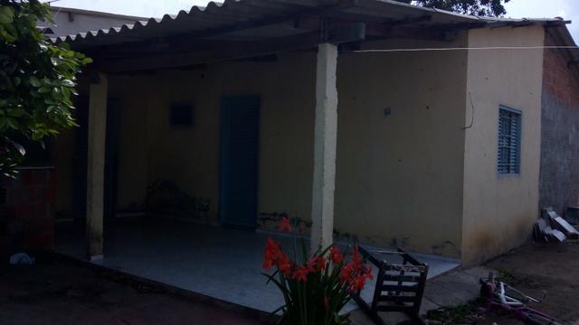 Alugo uma casa por 400,00 - Foto 3