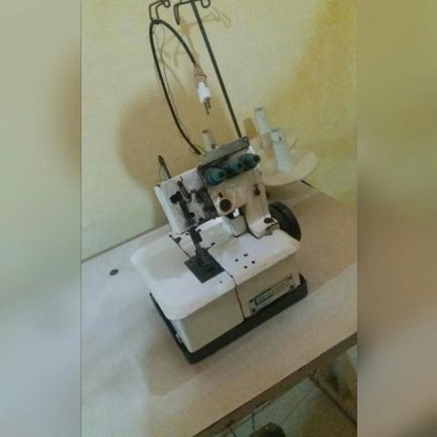 Maquina de costura