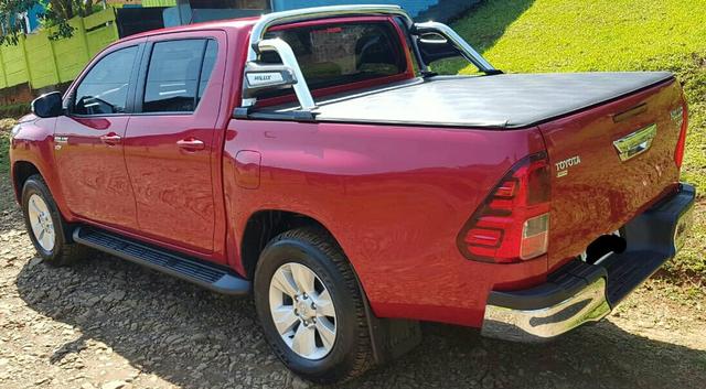 Hilux SRV 2017 automática flex 4X2 - Foto 2