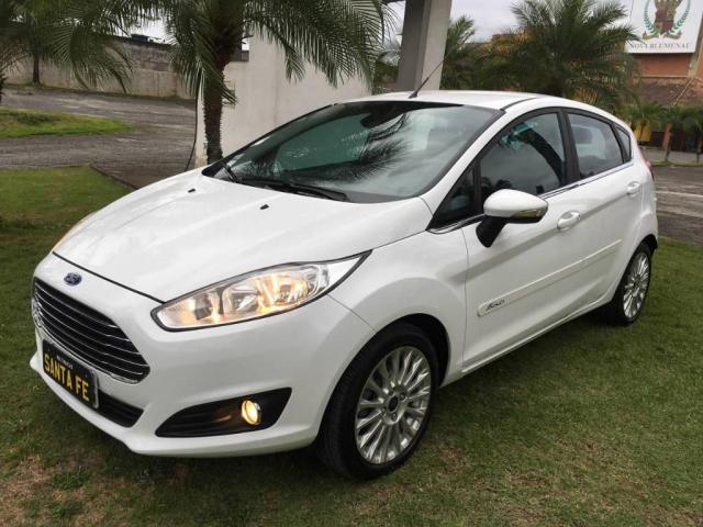 Ford New Fiesta Hatch 1.6 TITANIUM AUT IMPECÁVEL - Foto 4