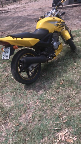 MOTO CBX TWISTER