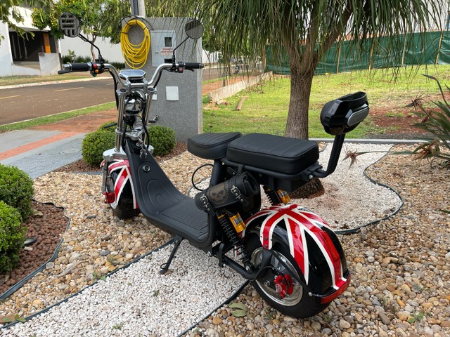 SCOOTER ELÉTRICA 2.000W C/ 2 BATERIAS  AUTONOMIA 70KM 