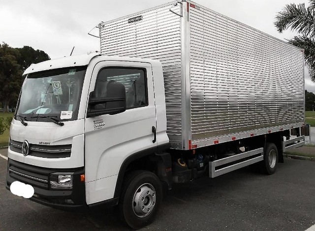 VOLKSWAGEM 11-180 BAU SECO ANO 2018