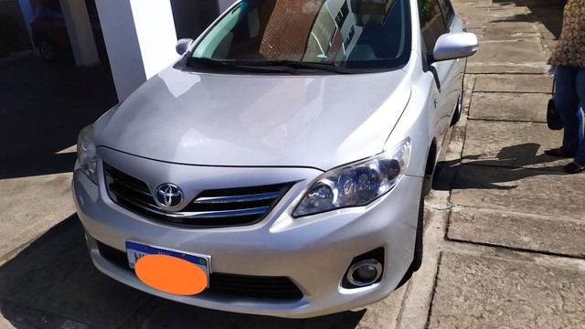 VENDO EXCELENTE/CONSERVADÍSSIMO COROLLA 2012 XEI 2.0.