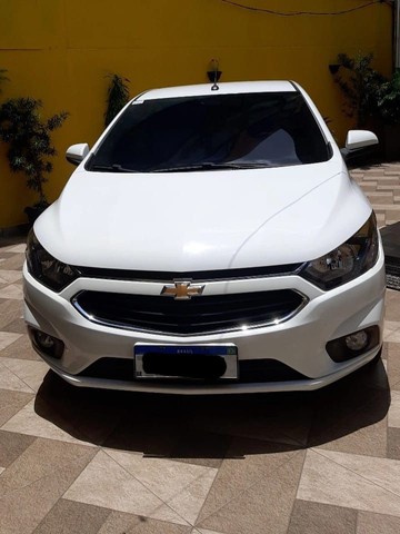 ONIX LT 1.4 AUTOMÁTICO