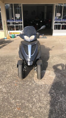 VESPA PIAGGIO MP3 300YBLT