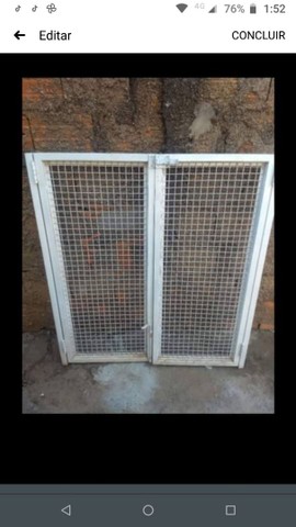 Vendo um portão de corredor