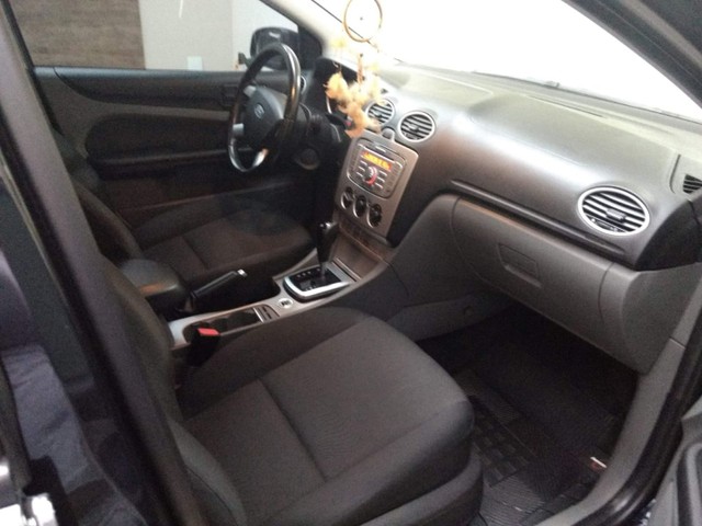 VENDO CARRO FORD FOCUS 2.0 DUARATEC AUTOMÁTICO 2012