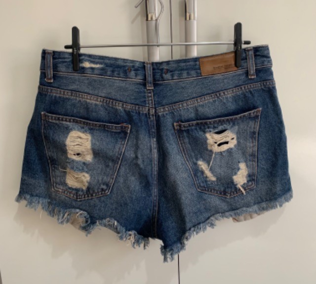 Short Jeans Curto Destroyed (TAM: 42) - Foto 3