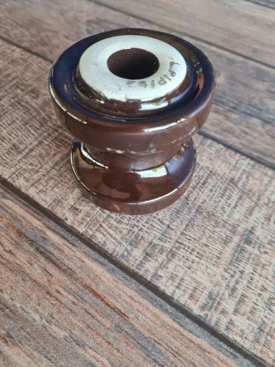 4 Isolador de Porcelana tipo rodana