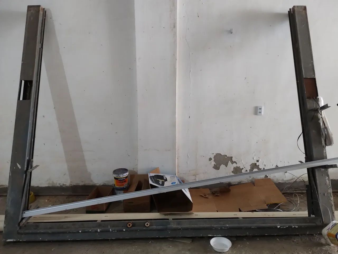 Base para Portão Basculante 