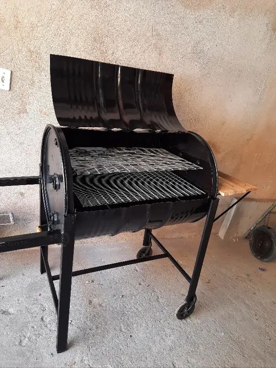churrasqueira Com Rodanas