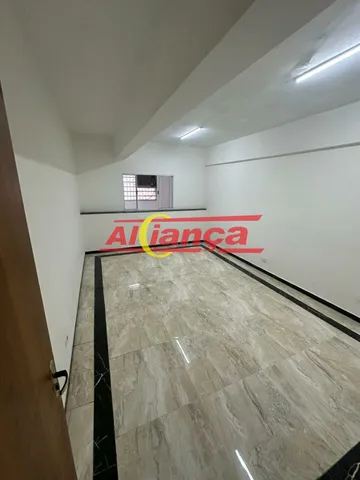 Sala para alugar com 17,5m² no Centro de Guarulhos - Por R$ 1.000,00
