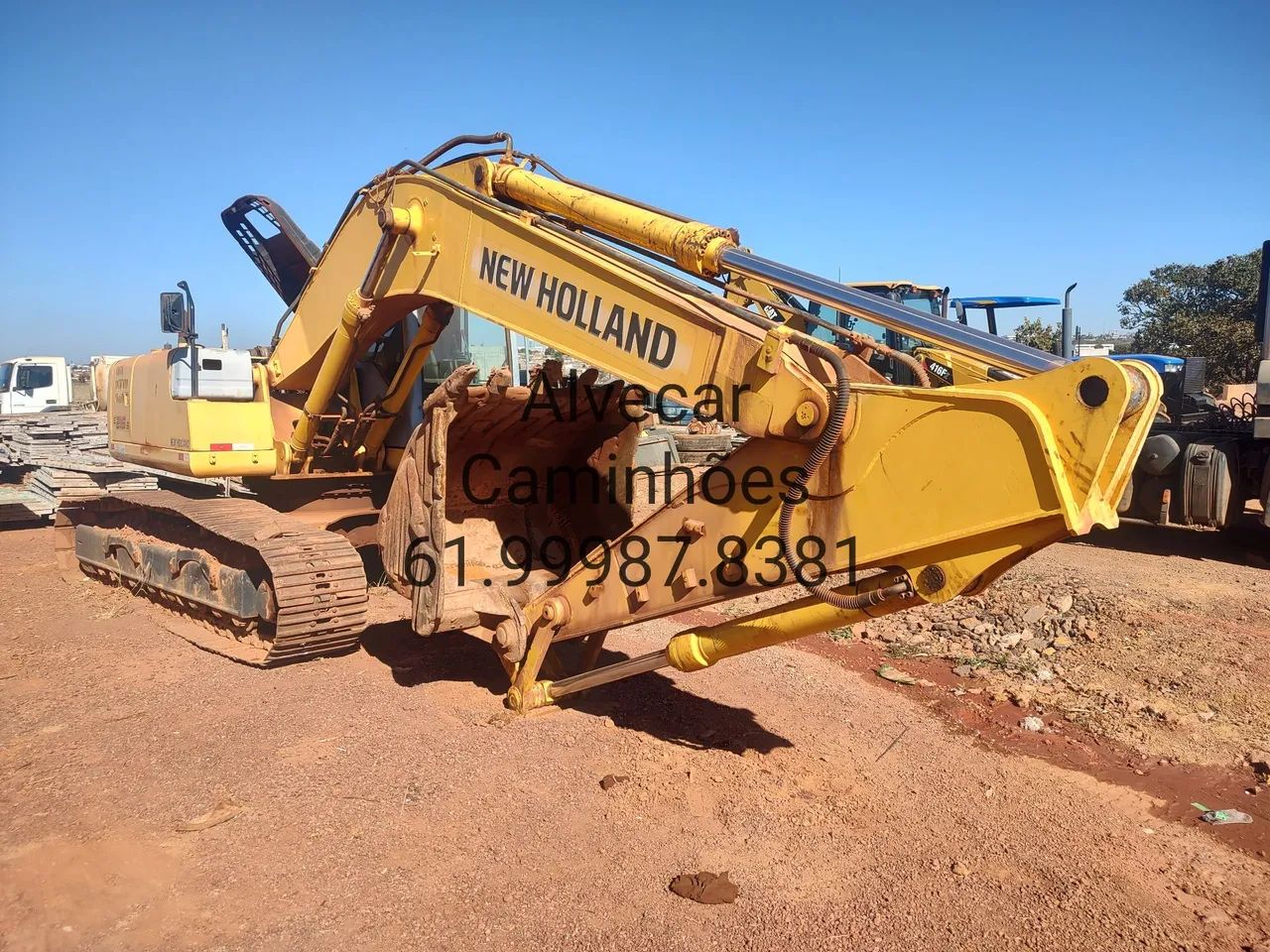 Escavadeira New Holland/14 modelo E215B - Foto 2