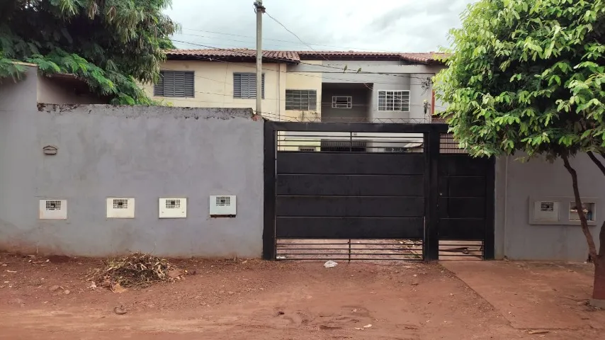 Apê 1º andar. São Conrado. 2 quartos e etc. Já incluso condomínio e iptu.