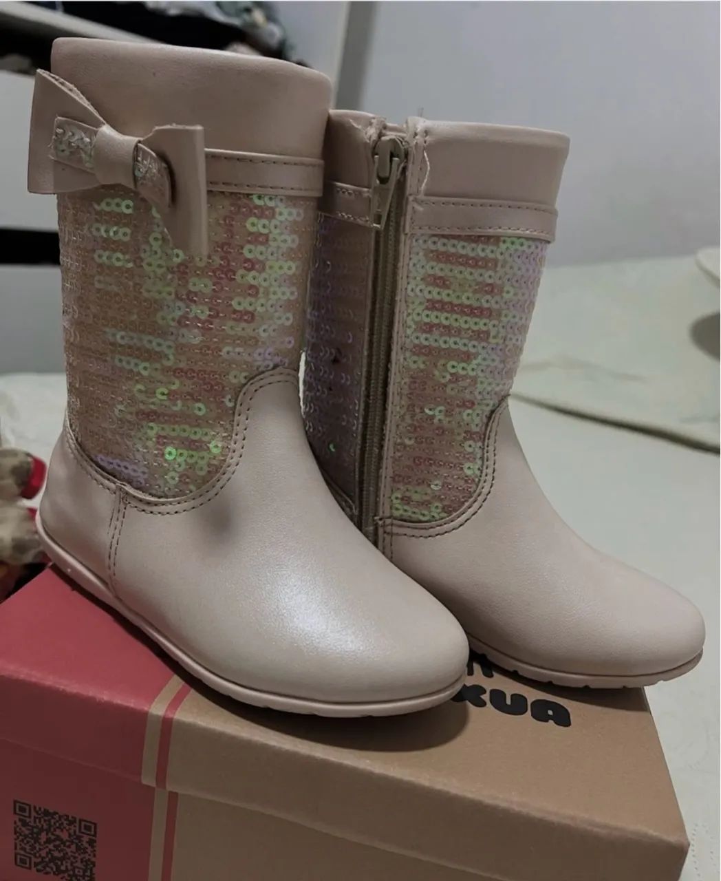 Botas infantis com laço e paetês Panpili  - Foto 2