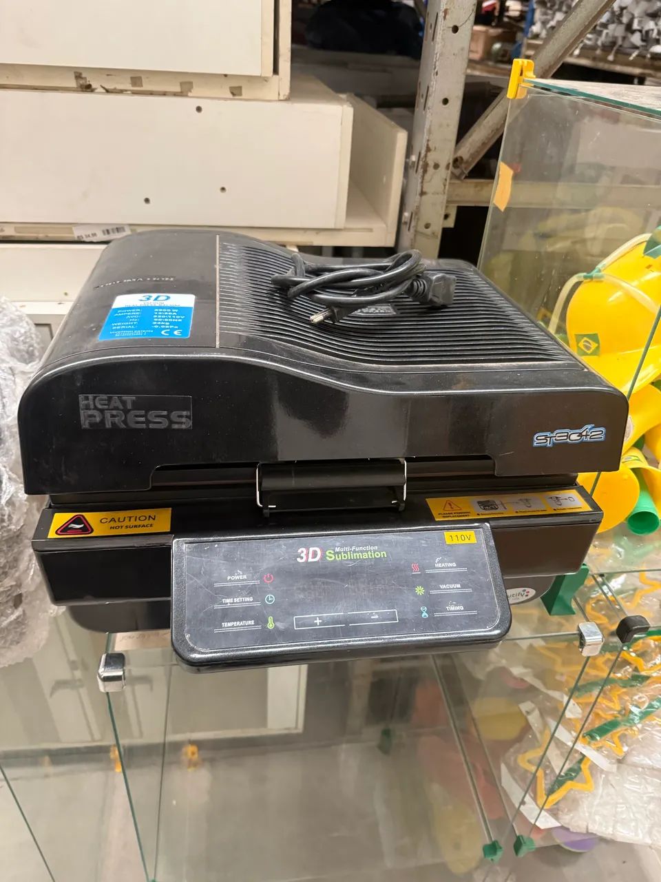 Impressora 3D funcionando 